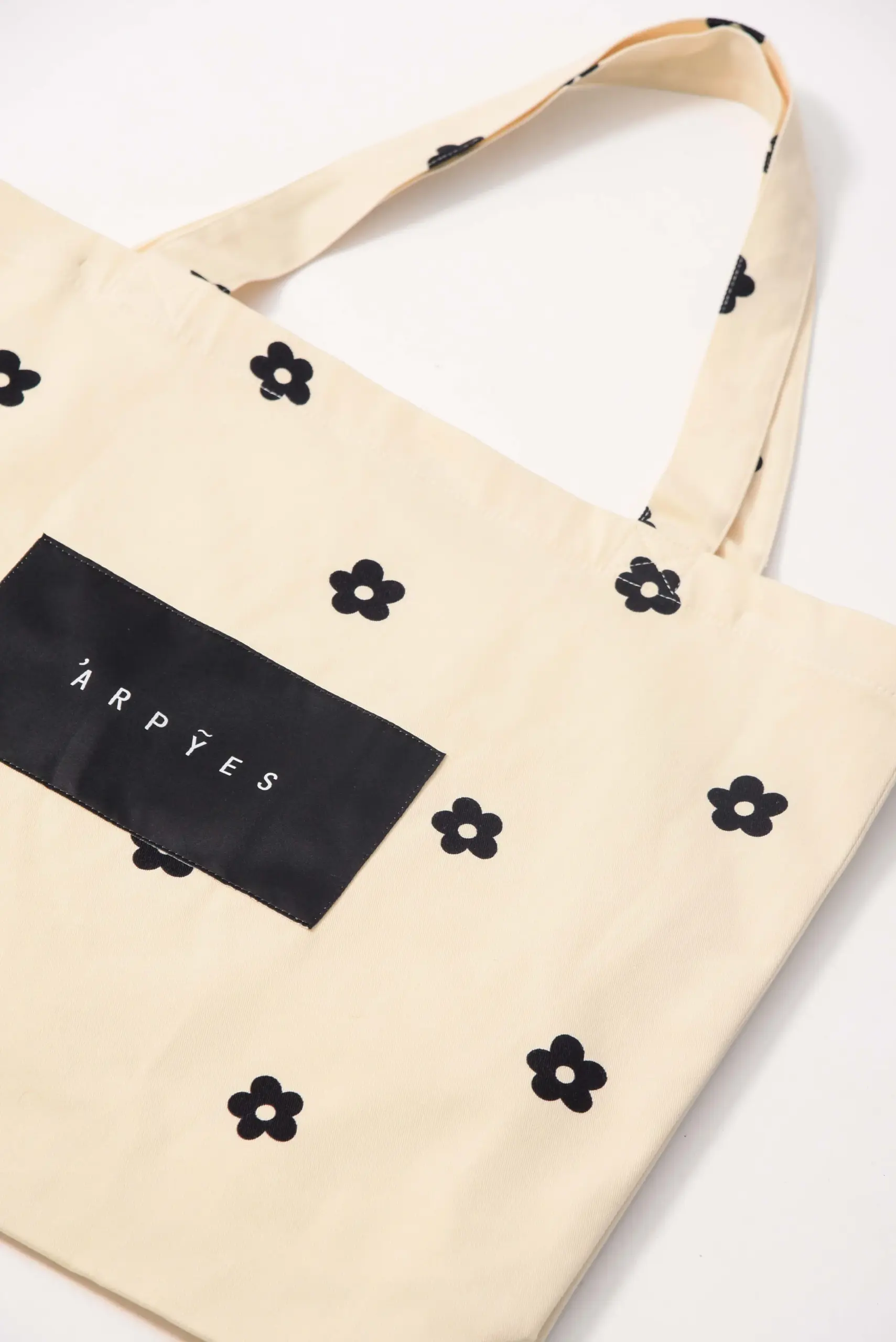 DAISY TOTE BAG BLACK - Image 2