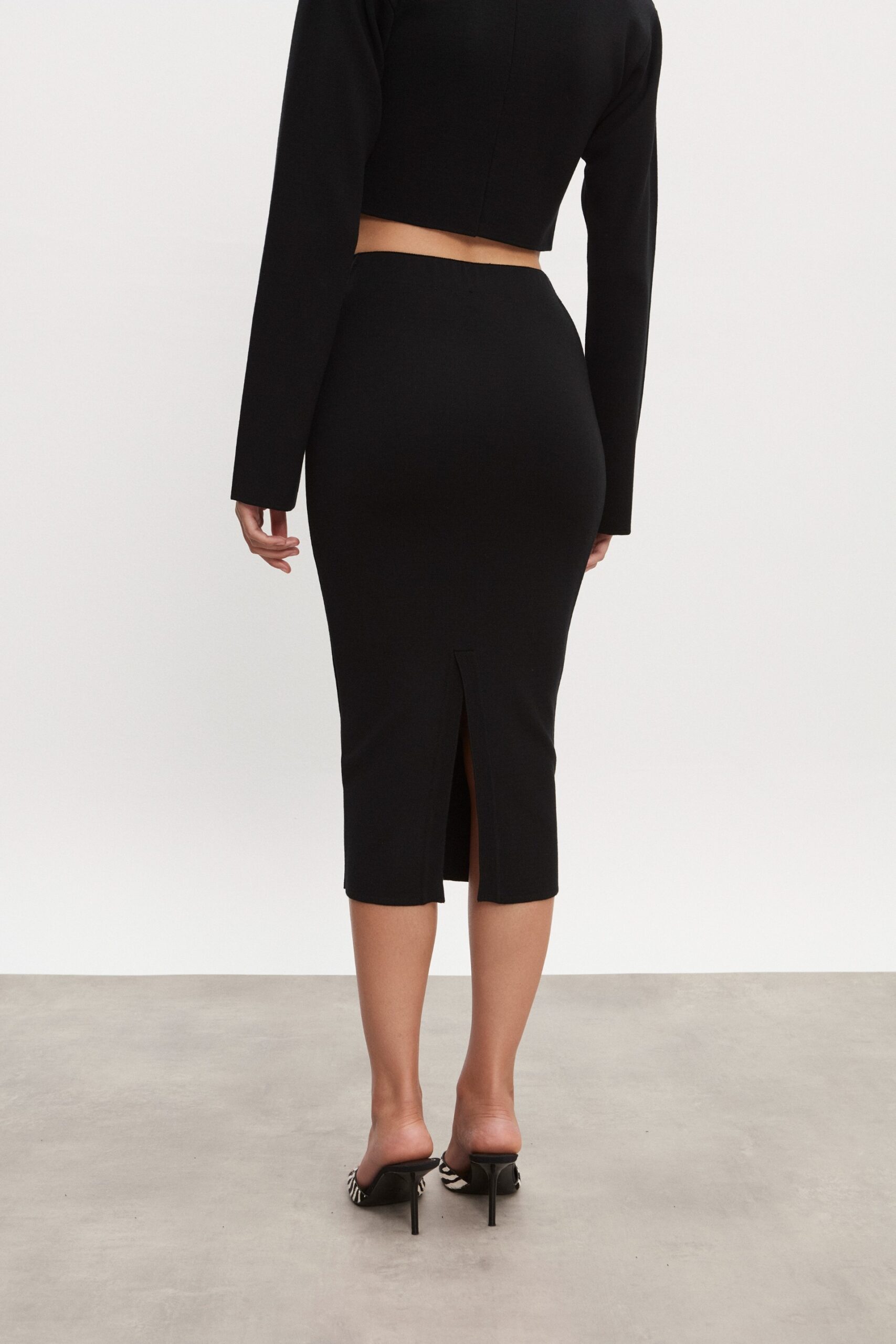 HEAVEN KNITTED MIDI SKIRT BLACK - Image 2